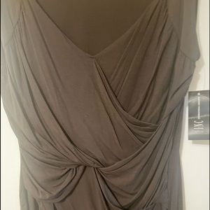 Sleeveless brown top